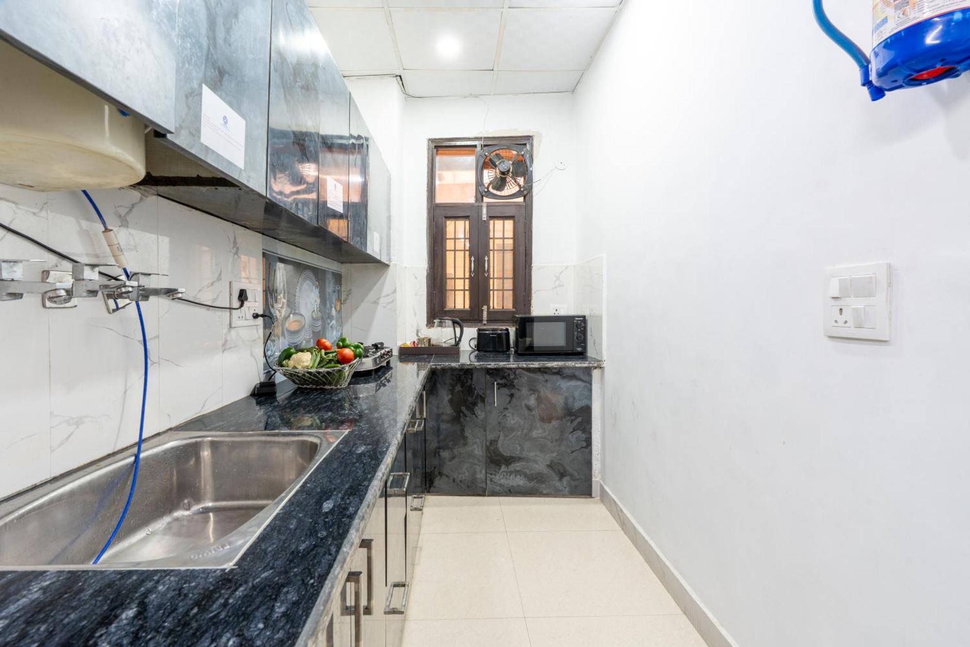Homlee-Vintage 2Bhk-Ndls-Lift-Bharat Mandapam Apartment New Delhi Exterior photo