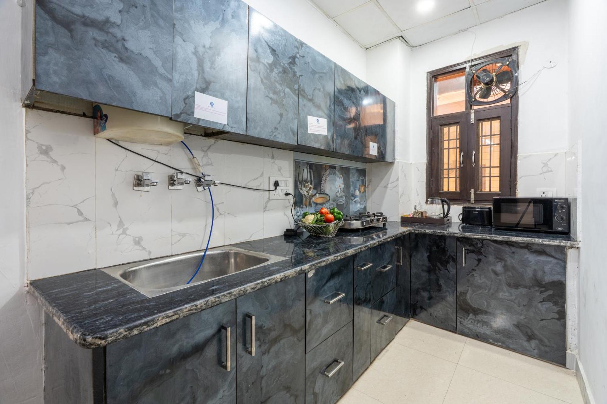 Homlee-Vintage 2Bhk-Ndls-Lift-Bharat Mandapam Apartment New Delhi Exterior photo