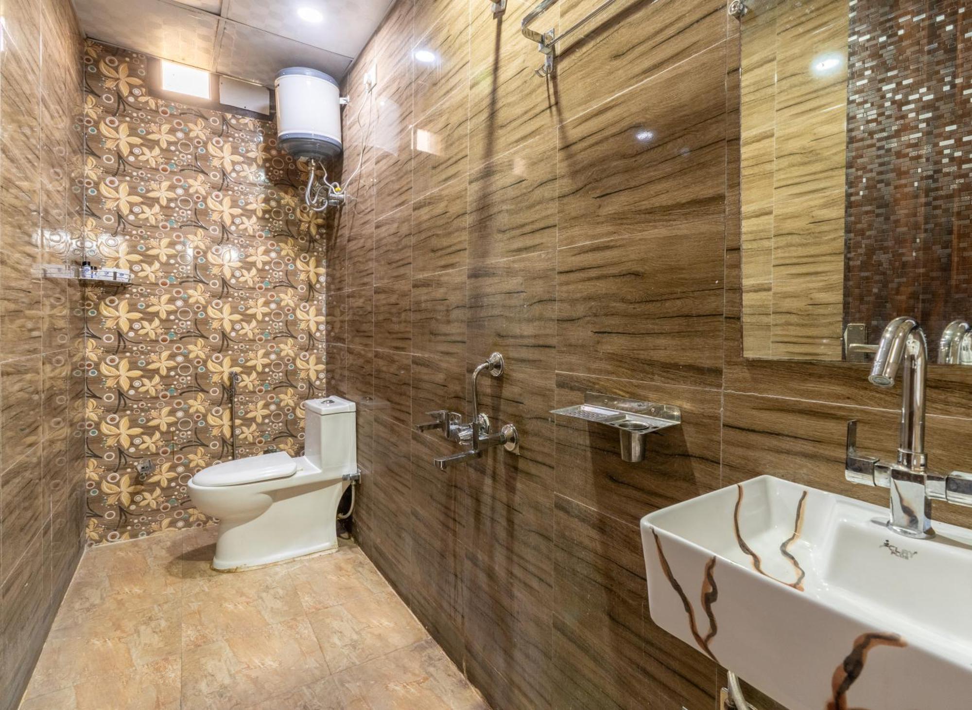 Homlee-Vintage 2Bhk-Ndls-Lift-Bharat Mandapam Apartment New Delhi Exterior photo